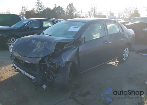 2010 Toyota Corolla Le z USA, uszkodzony, nr VIN JTDBU4EE2A9095909